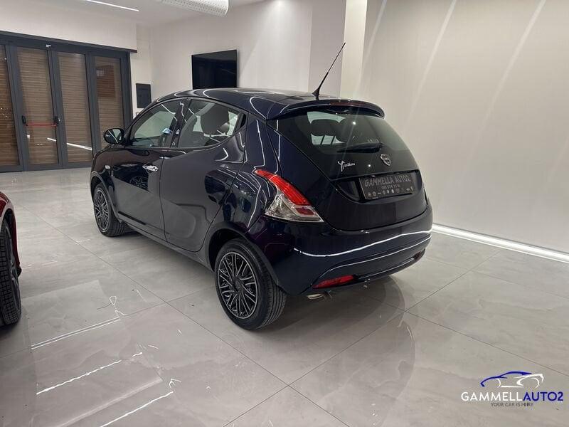 Lancia Ypsilon 1.2 69 CV 5 porte GPL Ecochic Gold