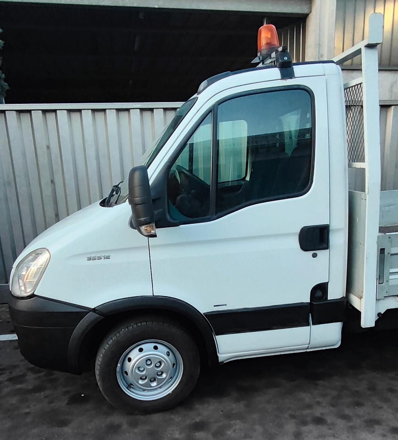 IVECO DAILY 2.300 16V MJT CASSONATO