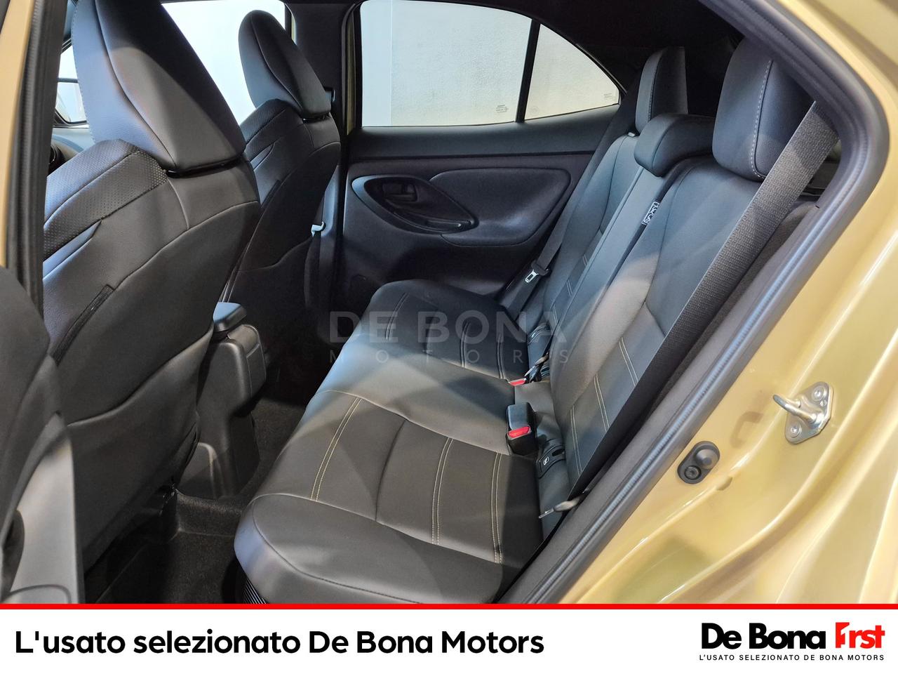 Toyota Yaris cross 1.5h premiere fwd 116cv e-cvt