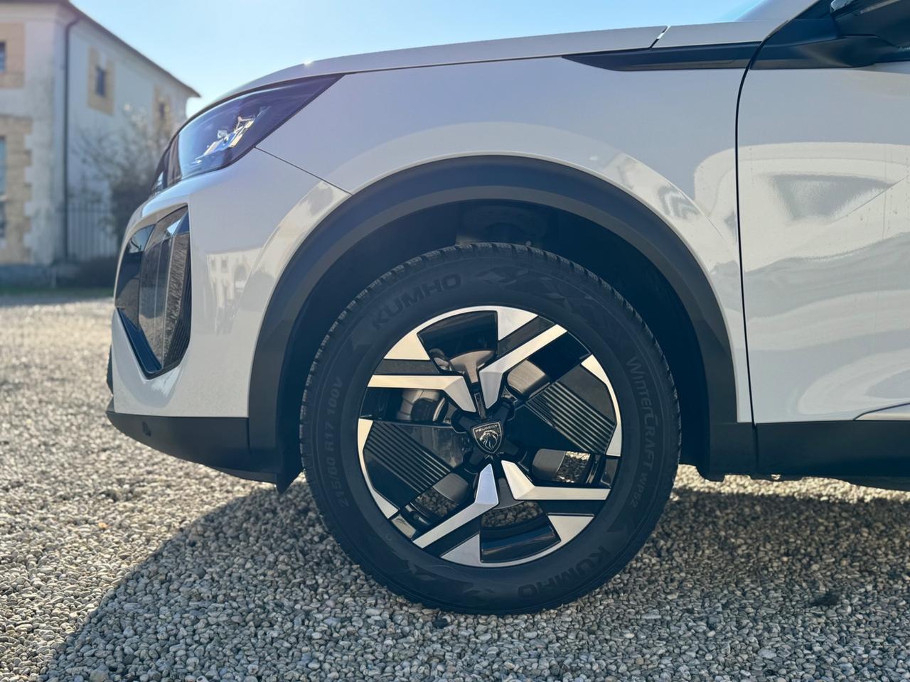 Peugeot 2008 BlueHDi 130 S&S EAT8 Allure Pack