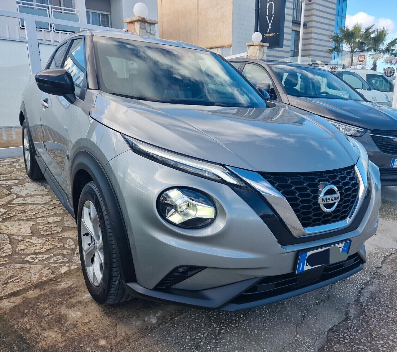 Nissan Juke 1.0 DIG-T 114 CV DCT N-Connecta