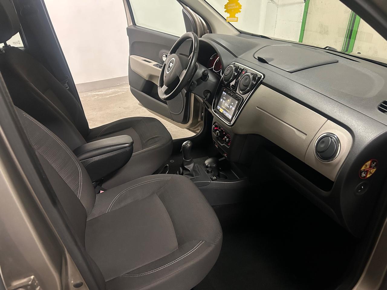 Dacia Lodgy 1.6 8V 85CV 5 posti Lauréate