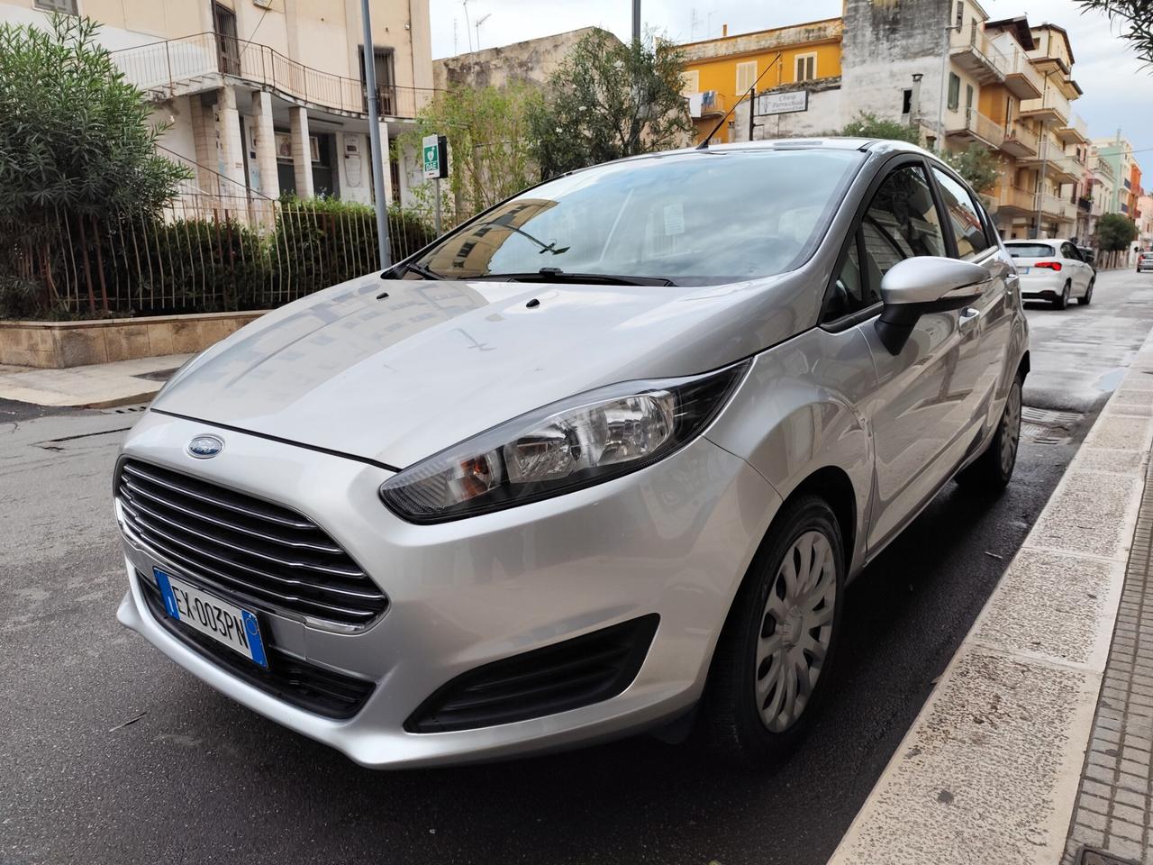 Ford Fiesta 1.4 5 porte Bz.- GPL Business