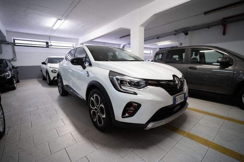 Renault Captur 1.6 E-Tech phev Intens 160cv auto my21