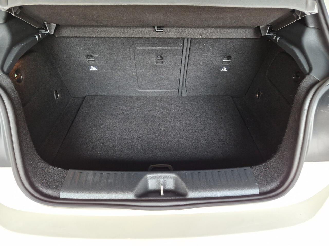Mercedes-Benz A 180 CDI PELLE LED NAVI C.17 SEDILI RISCALDABILI KEYLESS CLIMA SENSORI ANT. E POST. BLUETOOTH SELETTORE MODALITA' GUIDA