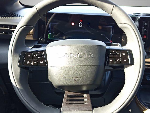 LANCIA Ypsilon Hybrid e-DCT LX