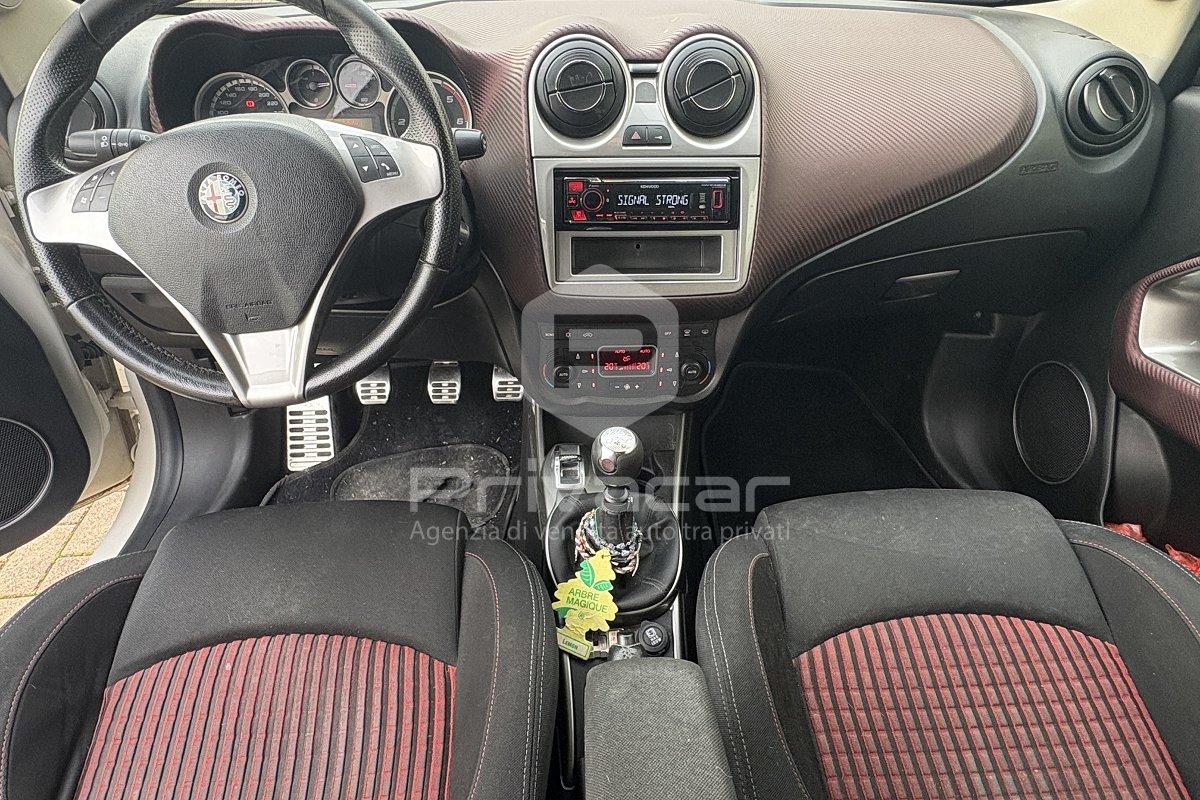 ALFA ROMEO MiTo 1.6 JTDm 16V Distinctive Sport Pack