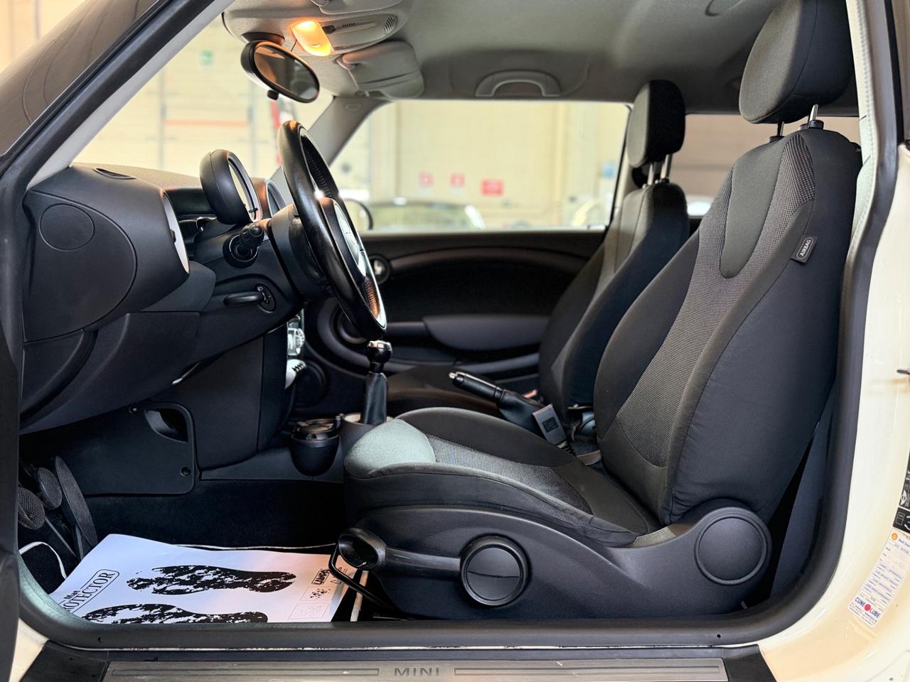 Mini 1.6 16V Cooper NEOPATENTATI