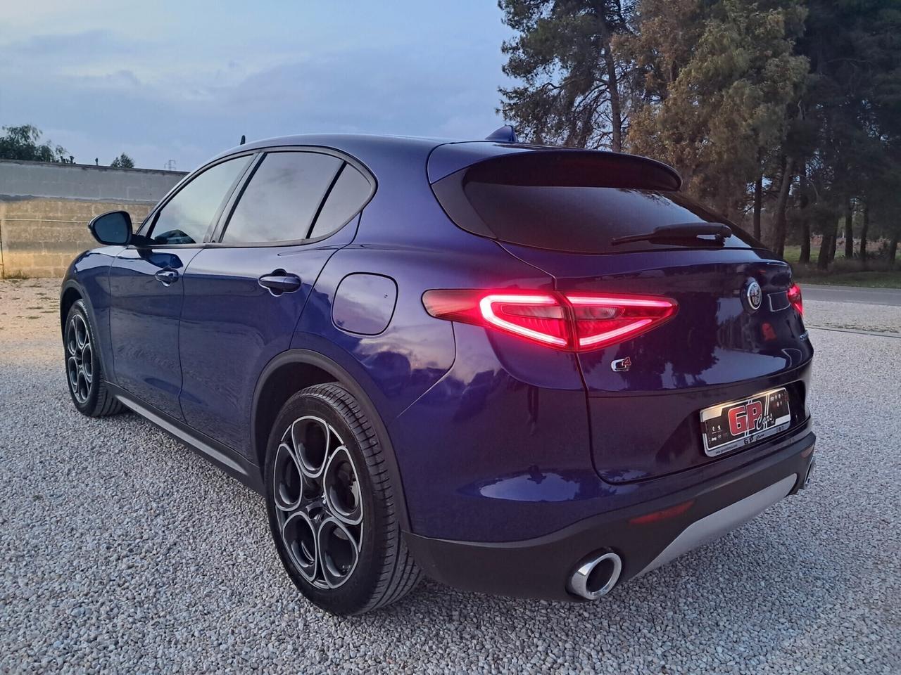 Alfa R. Stelvio 190 CV * AT8 Q4 *LED-PELLE-CERCHI 20*