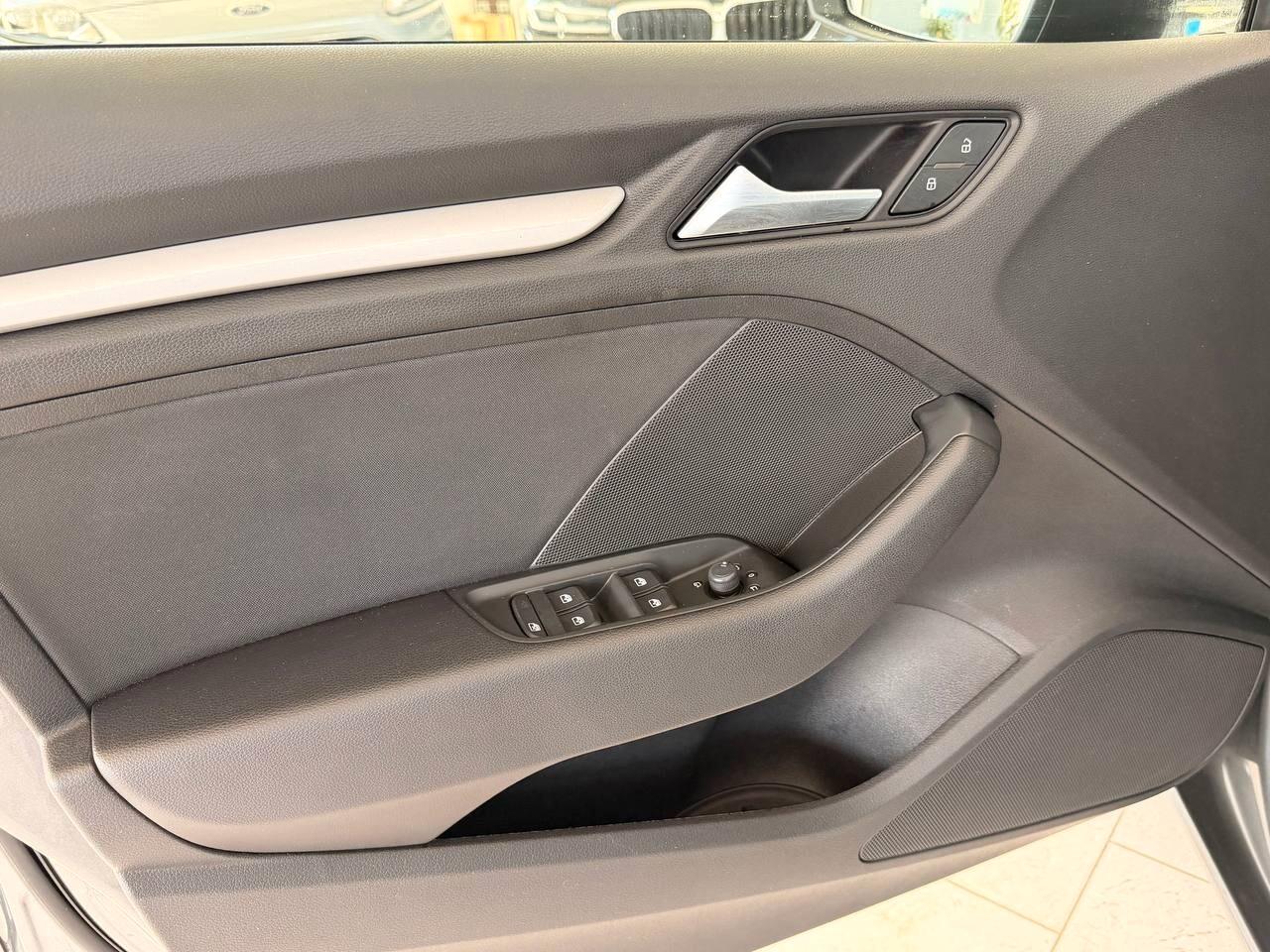 Audi A3 SPB 30 TDI S tronic Business