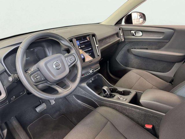 VOLVO XC40 T2 ESSENTIAL AUTOMATICA