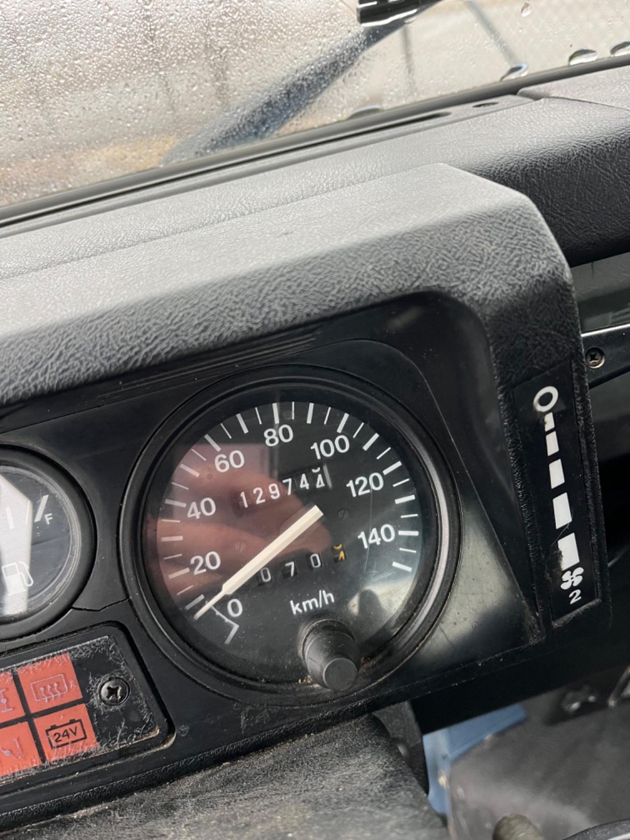 Land Rover Defender 90 turbodiesel Station Wagon County