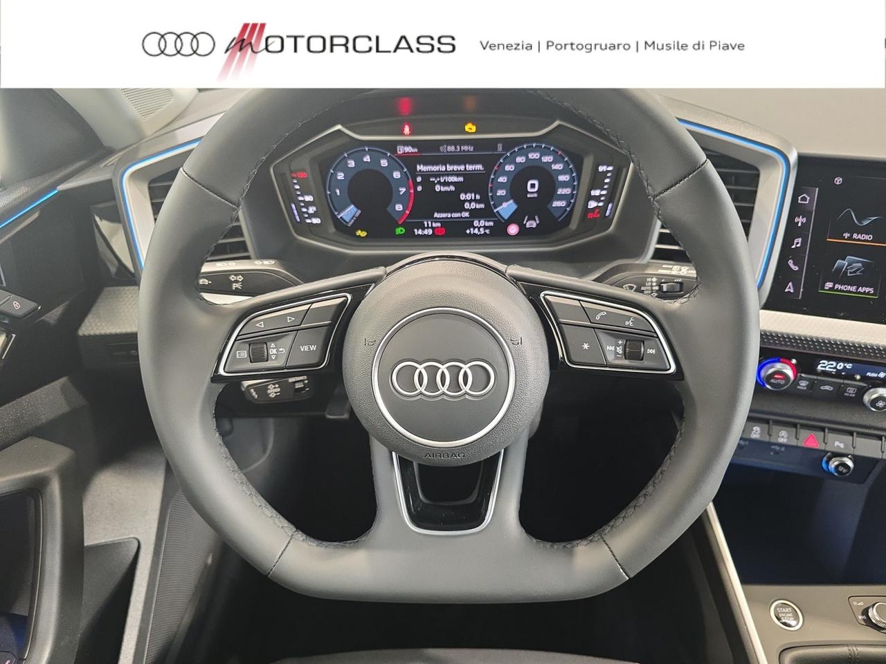 Audi A1 sportback 30 1.0 tfsi 116cv identity black