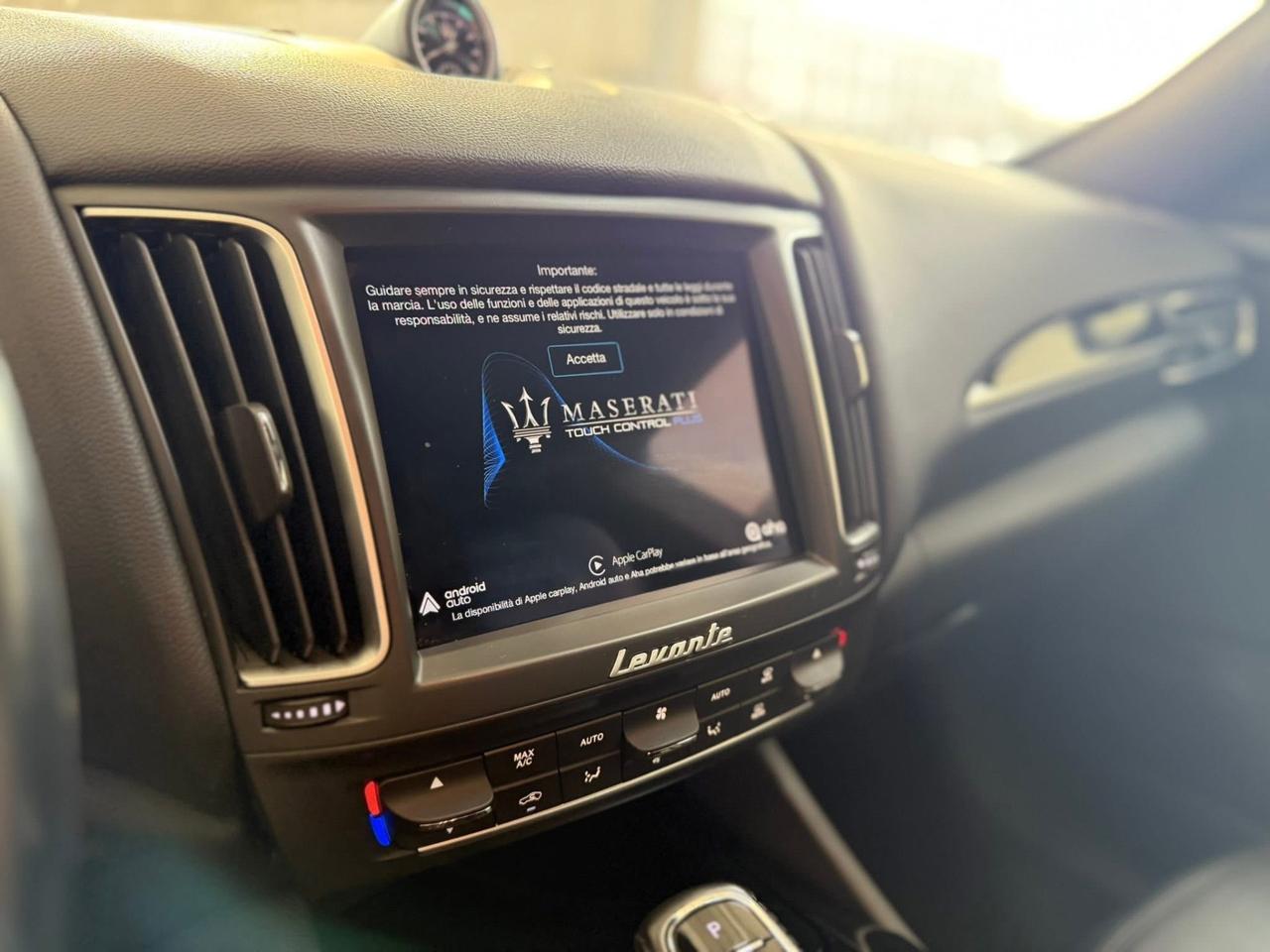 Maserati Levante 3.0 V6 Q4 250CV Diesel AWD