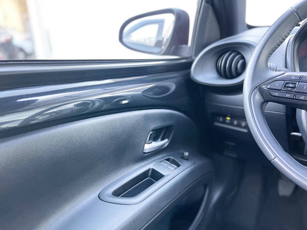 Toyota Aygo X 1.0 Benzina 72CV E6 Neo - 2024