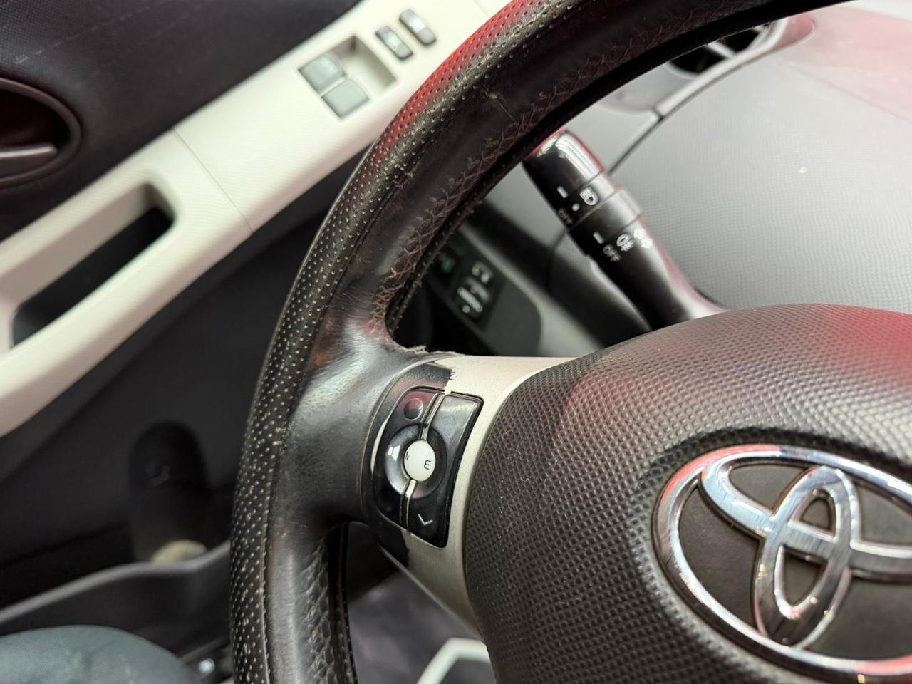 Toyota Yaris 1.0 5 porte Sol OK NEOPATENTATI