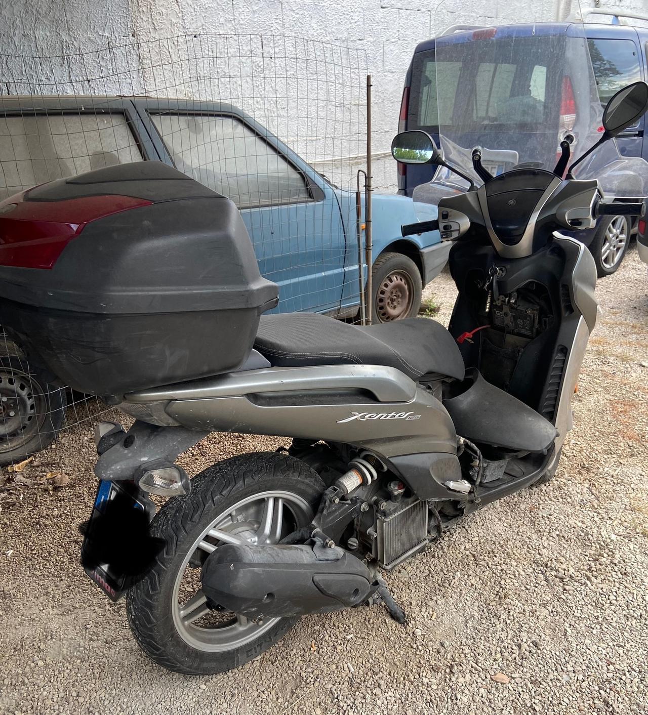 yamaha xenter con problemi al motore