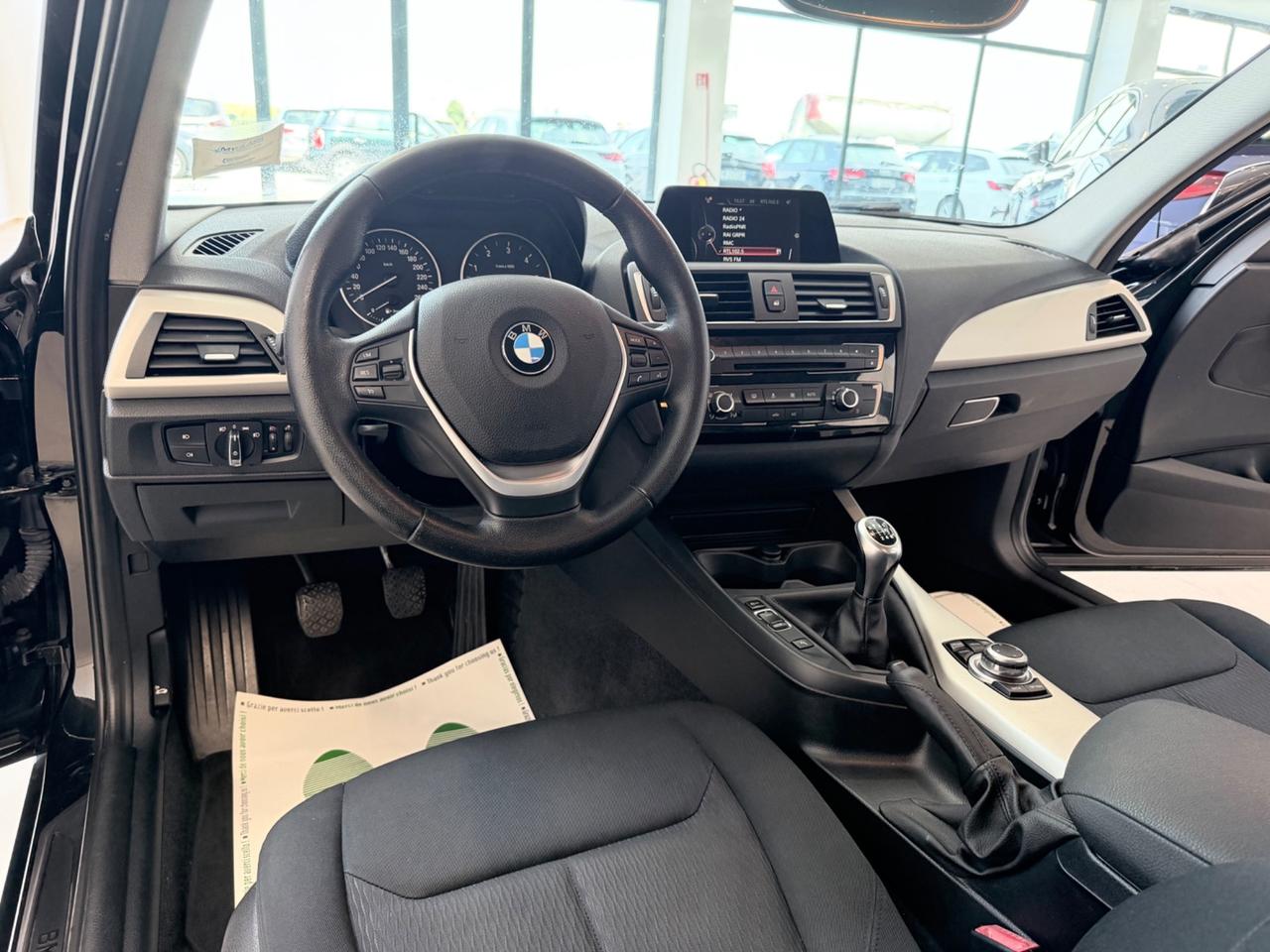 Bmw 116 116d 5p. Advantage