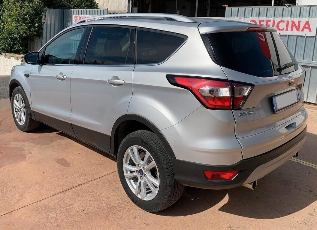 Ford Kuga 1.5 TDCI 120CV S&S Cambio automatico