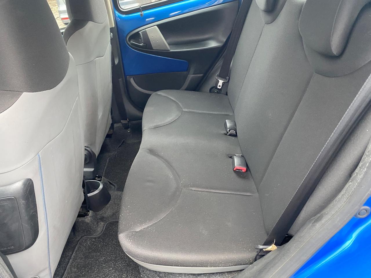 Toyota Aygo 1.0 12V VVT-i 5 porte Active Connect