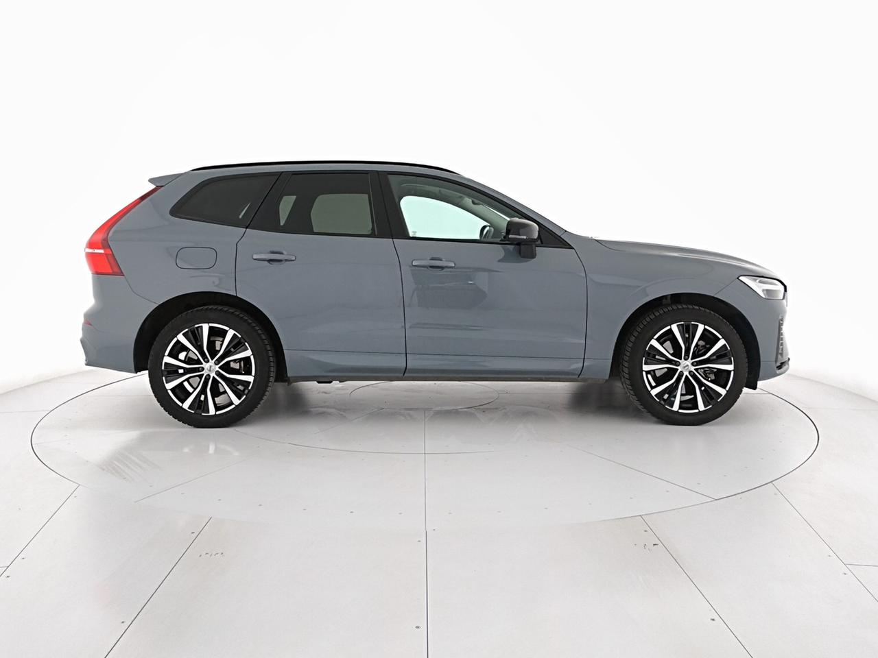 VOLVO XC60 N1 2.0 B4 d Plus Dark