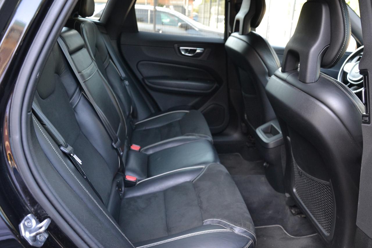 Volvo XC 60 2.0 D4 190CV AWD R-DESIGN AUTOM. **LED-NAV-PEL-360