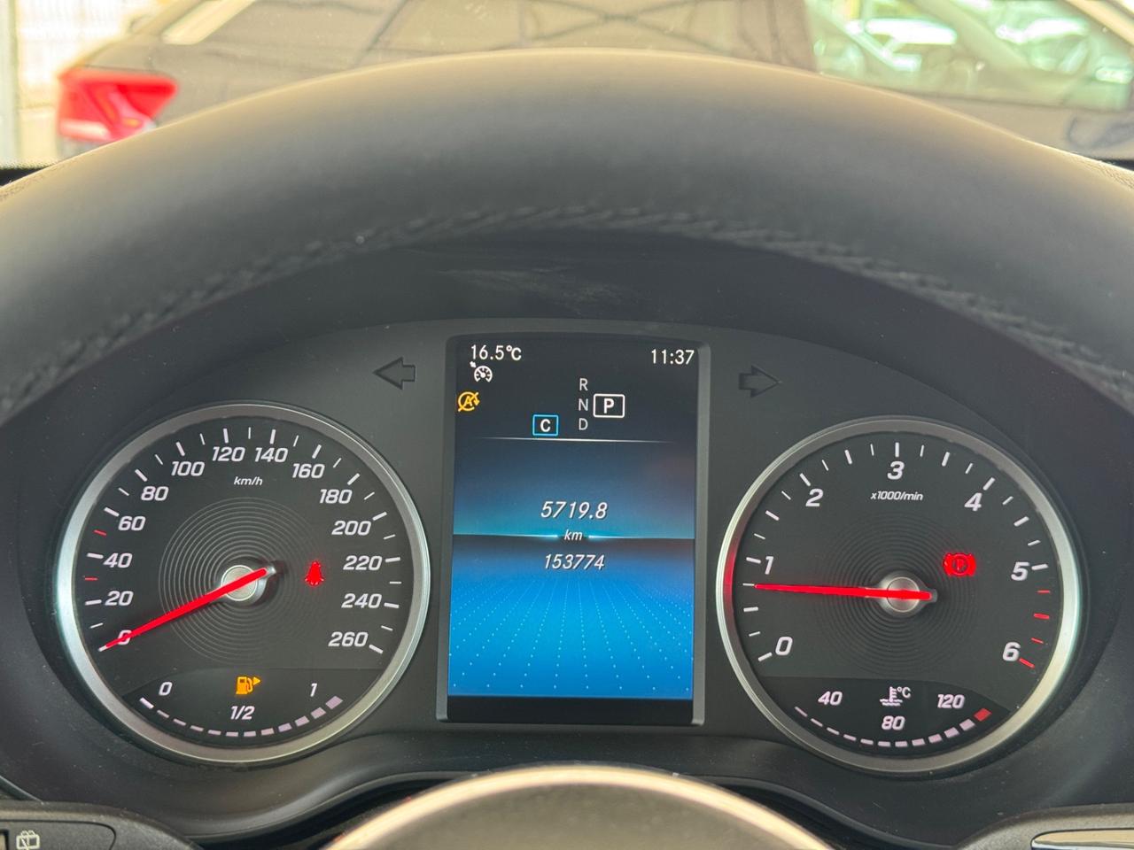 MERCEDES-BENZ GLC 300 d 4MATIC SPORT - MY20