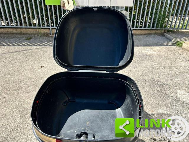 PIAGGIO Vespa 50 HP .