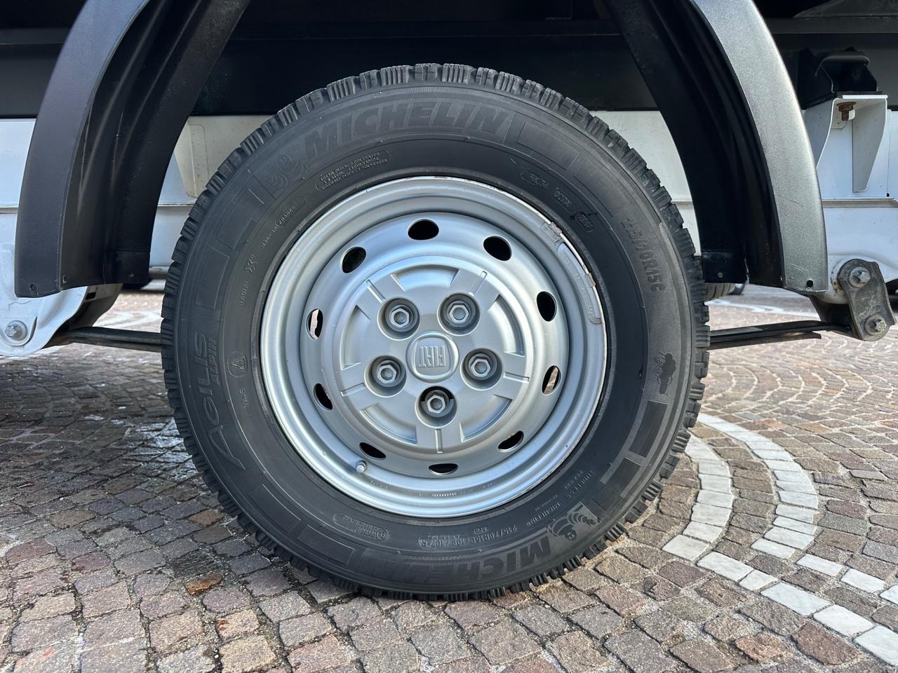 FIAT DUCATI DOPPIA CABINA 7 Posti CASSONE CON CENTINA