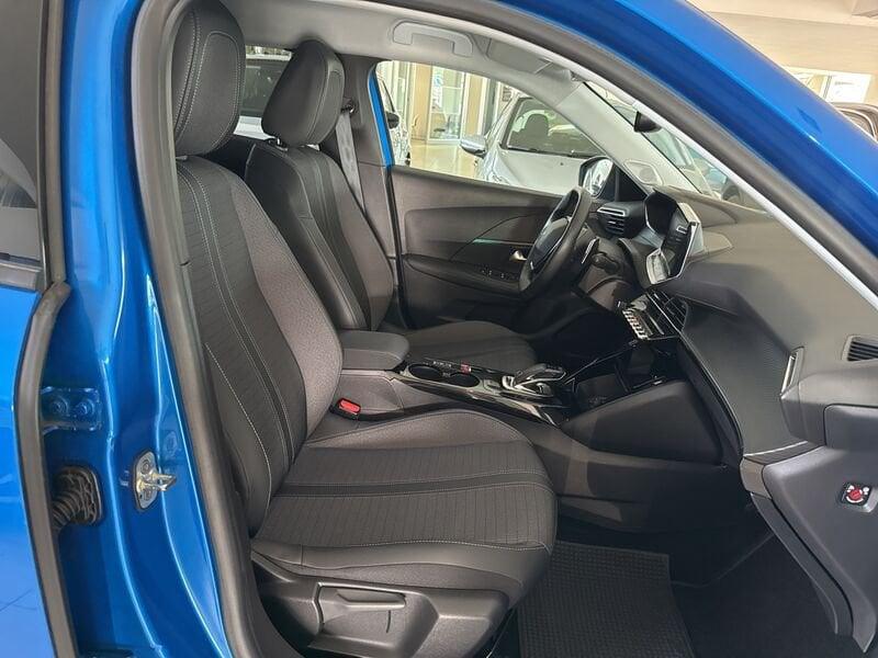 Peugeot 2008 PureTech 130 EAT8 S&S Allure