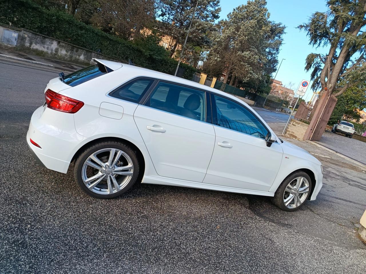 Audi A3 SPB 30 TDI S tronic Admired
