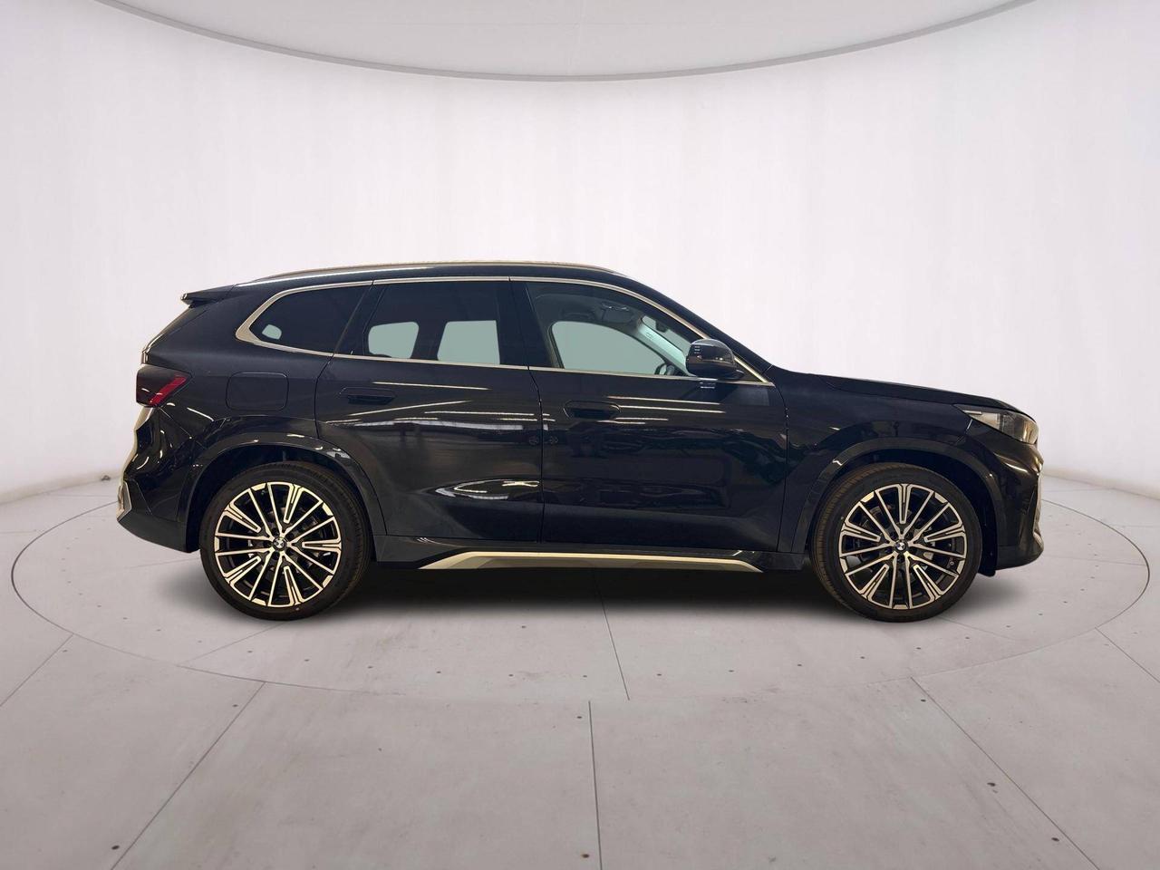 BMW X1 iX1 eDrive20 Pure Edition