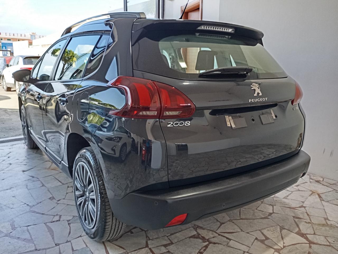Peugeot 2008 1.2 PureTech 82CV Active