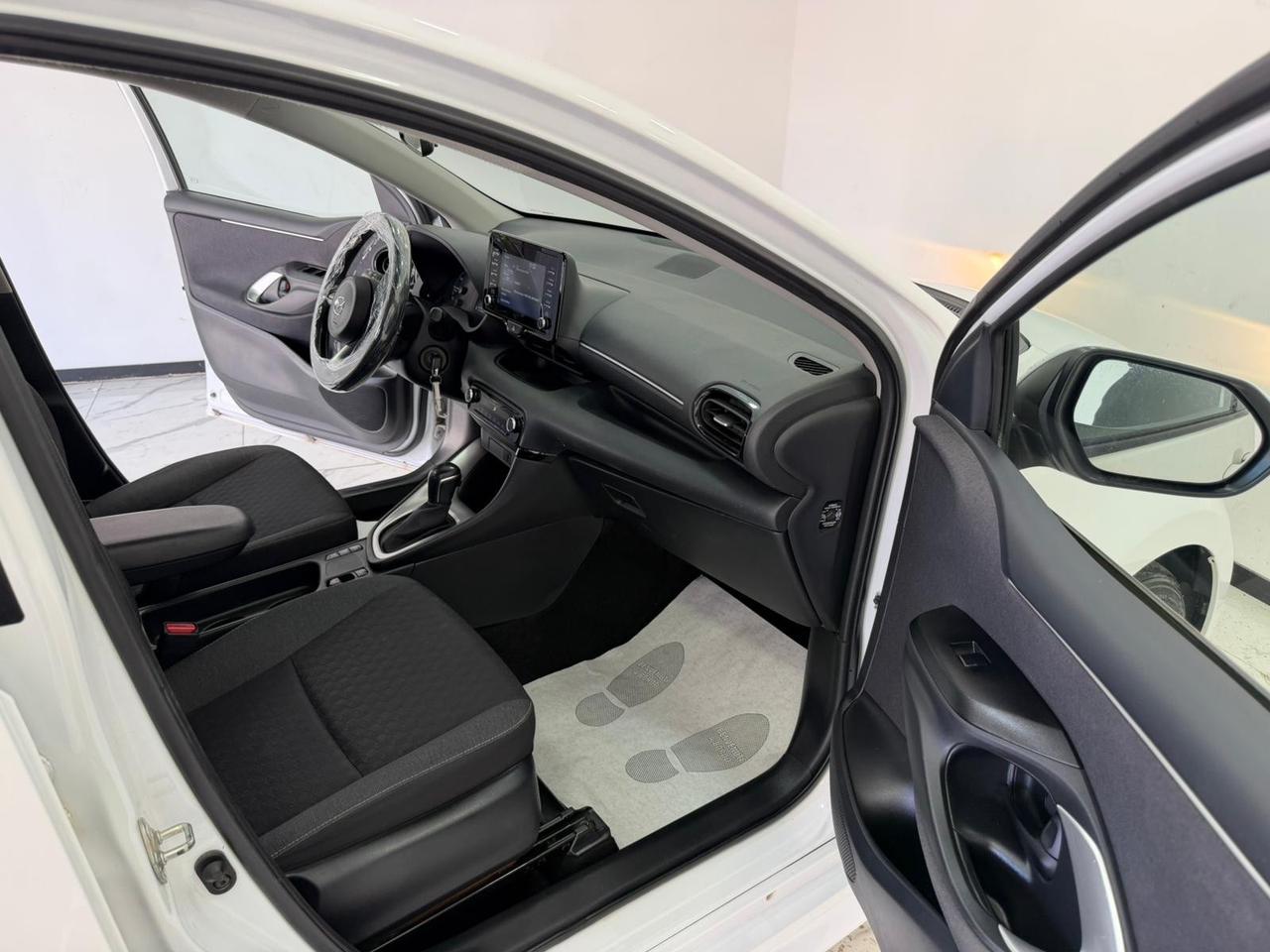 Mazda 2 1.5 vvt full hybrid electric Pure e-cvt-2022