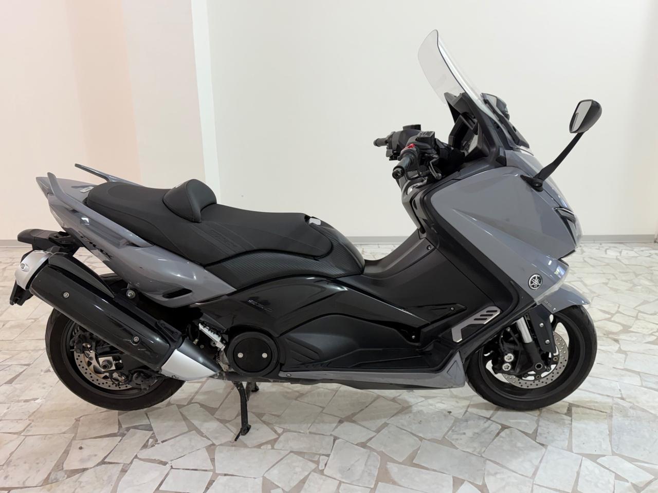 Yamaha TMAX 530 LUXE MAX
