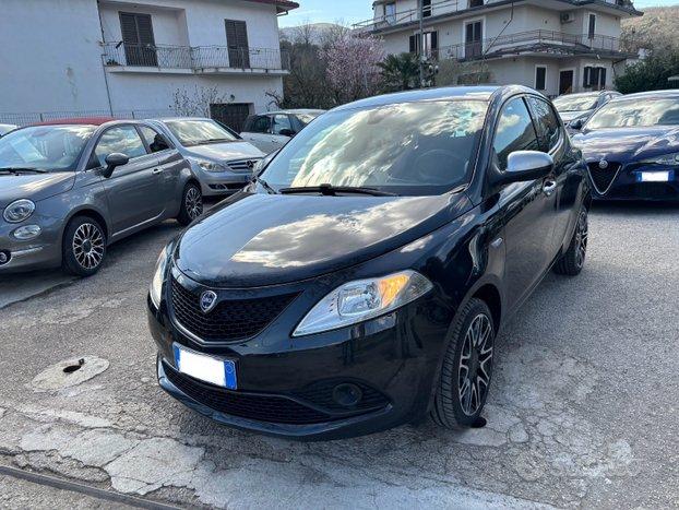 LANCIA YPSILON 1.2 BENZINA