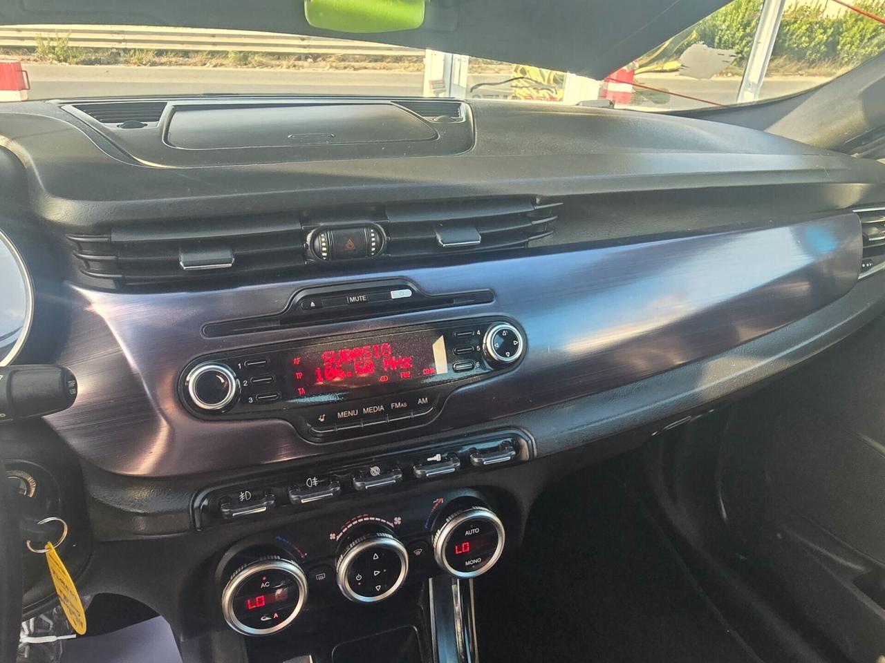 Alfa Romeo Giulietta 2.0 JTDm-2 140CV Distinctive