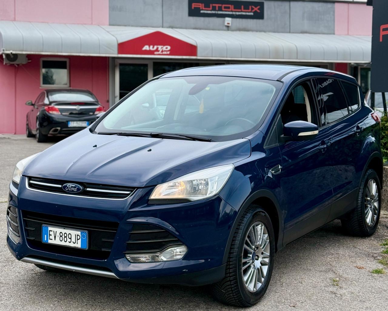 Ford Kuga 2.0 TDCI 140 CV 4WD Titanium
