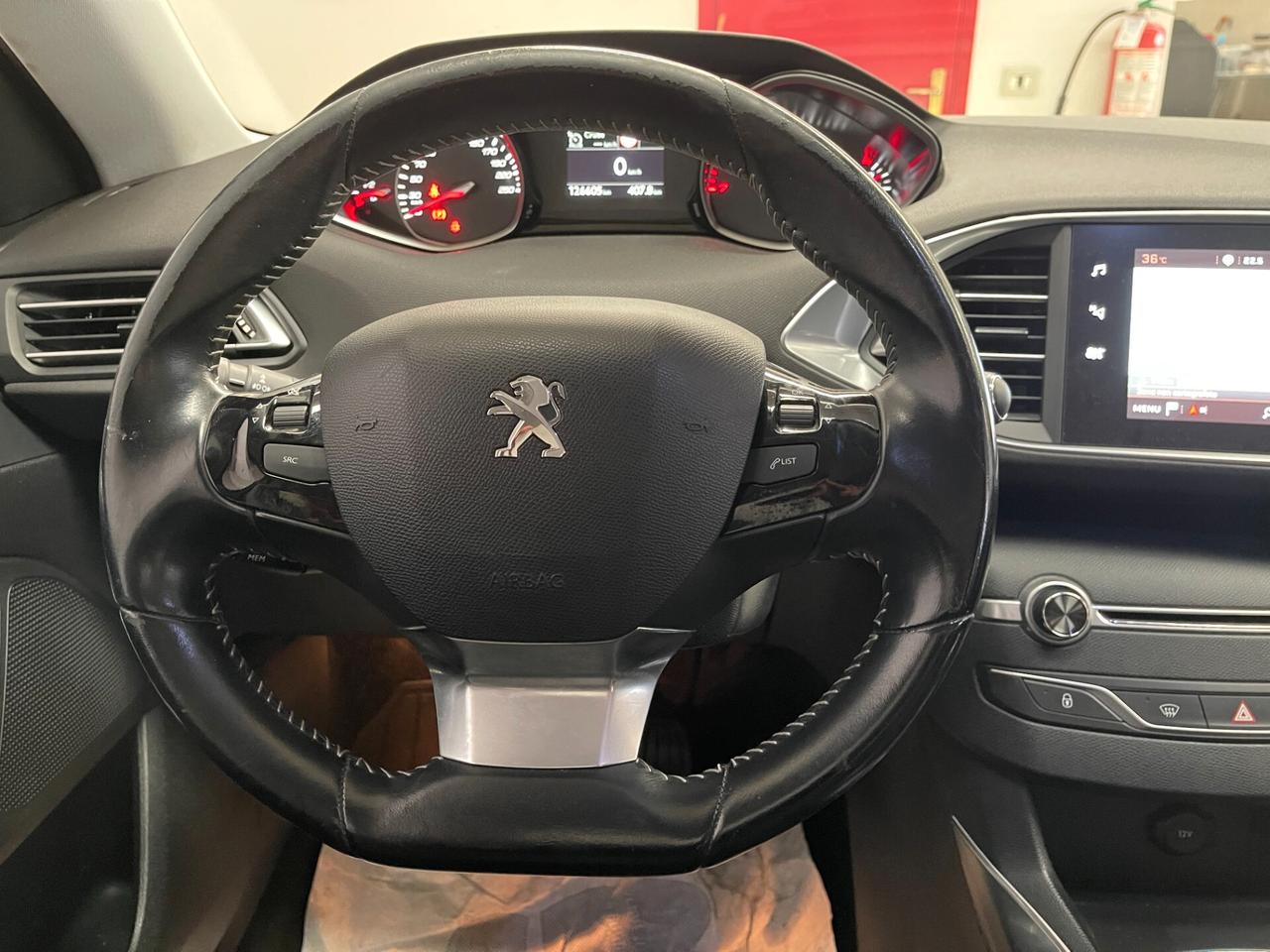 Peugeot 308 Allure 1.2 131cv-LEGGI SOTTO