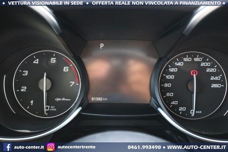 Alfa Romeo Giulia 2.0 Turbo AT8 200CV Super