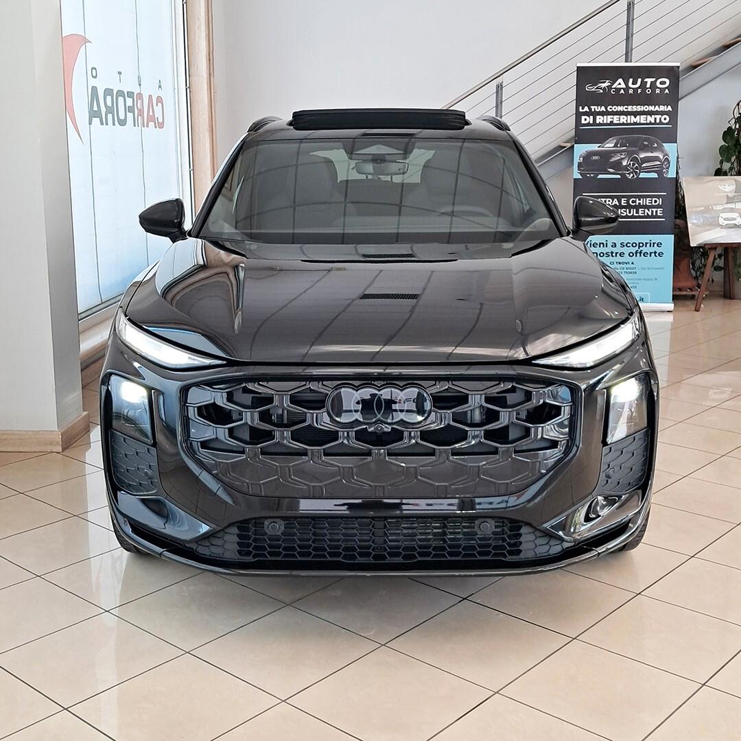 Audi Q3 35 TFSI S tronic Identity Black