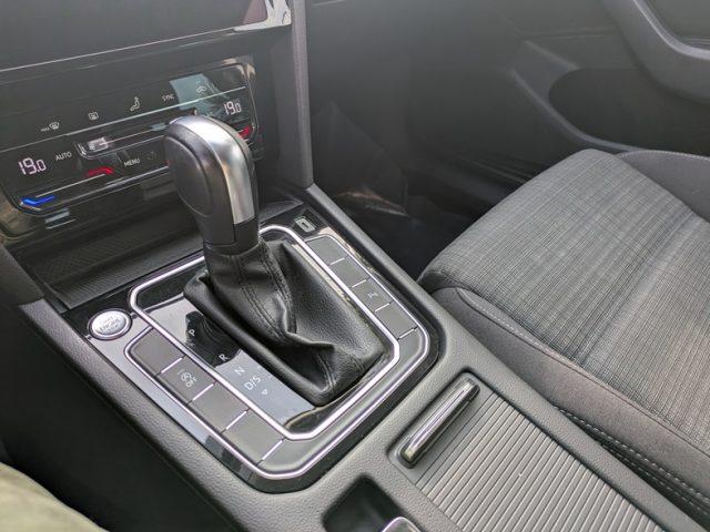VOLKSWAGEN Passat Variant 2.0 TDI DSG Business