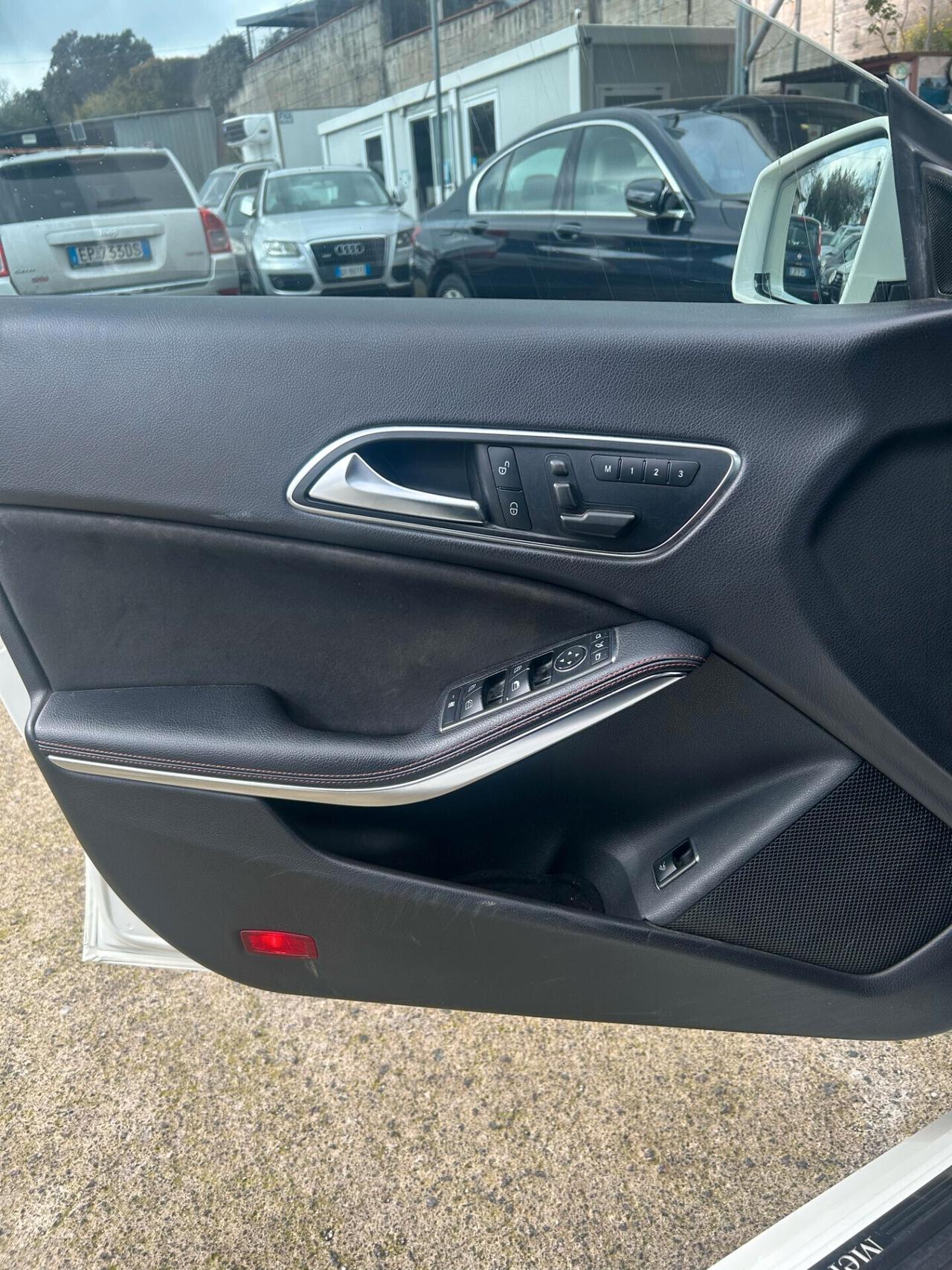 Mercedes-benz CLA 220 CLA 220 CDI Automatic Premium