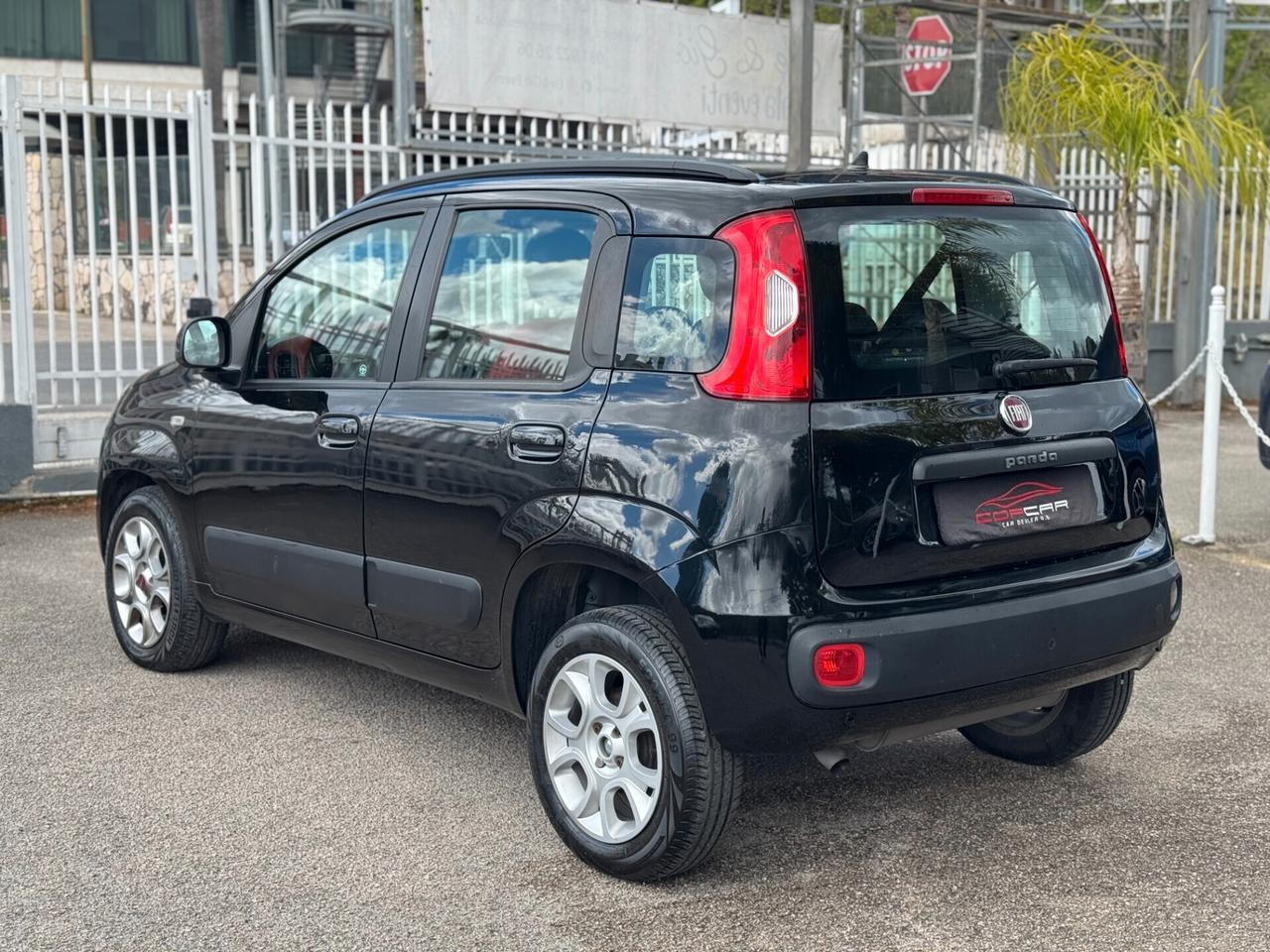 Fiat New Panda 0.9 TwinAir Turbo Natural Power Lounge