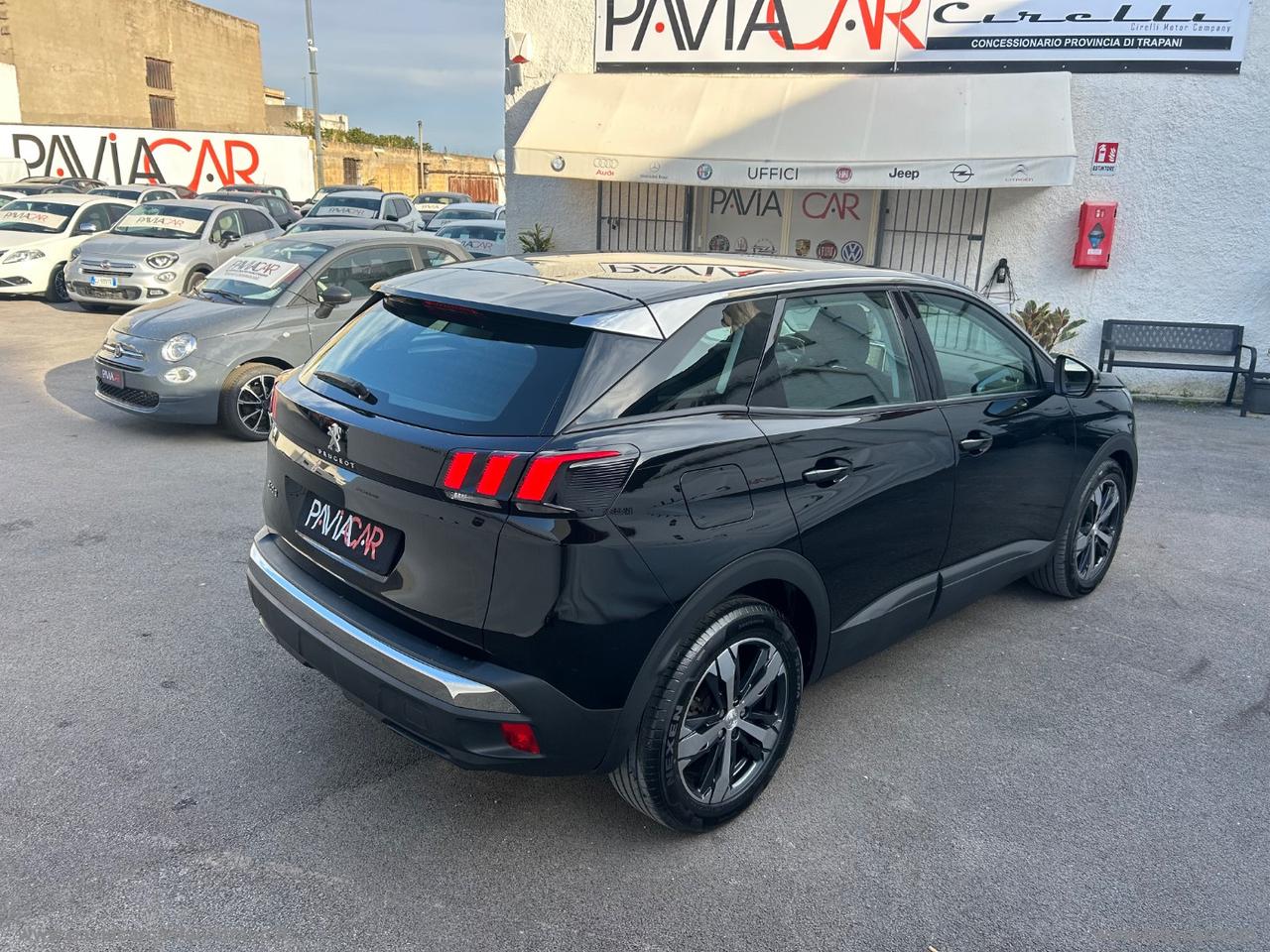 PEUGEOT 3008 BlueHDi 130 S&S EAT8 Allure