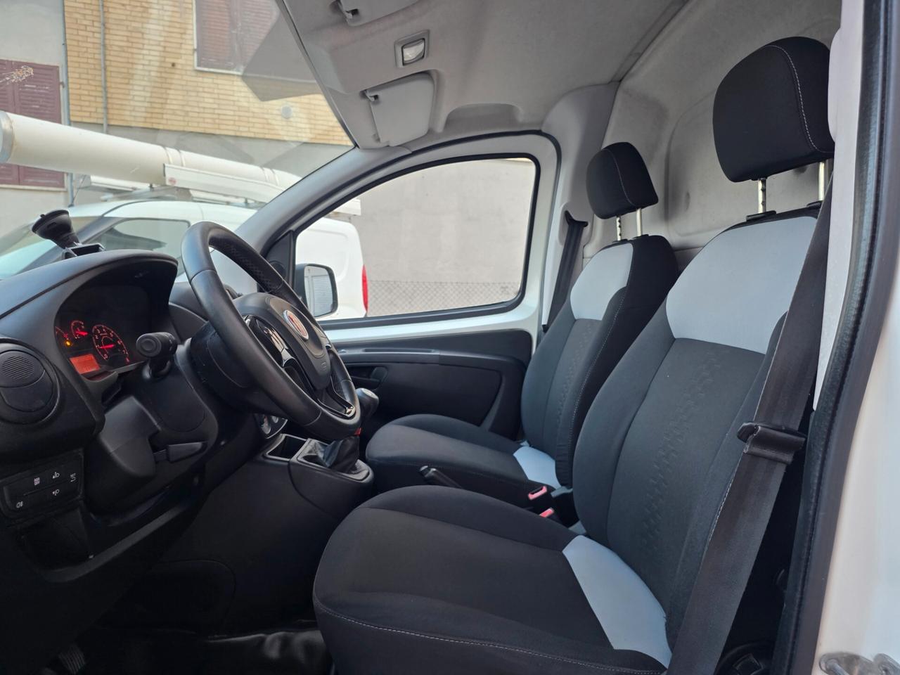 Fiat Fiorino 1.3 MJT 75CV Cargo SX 2016