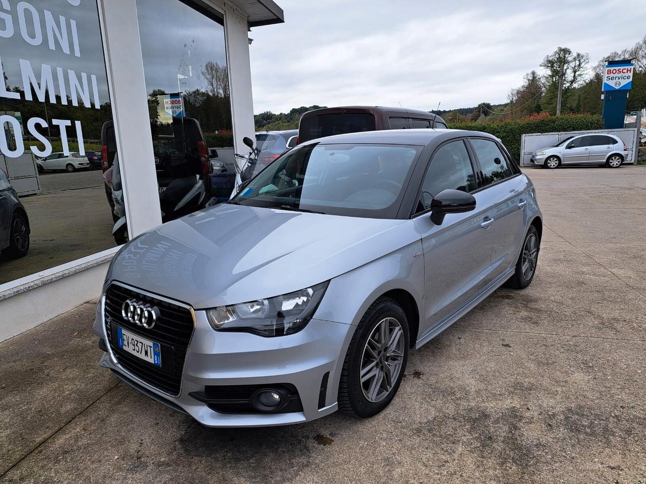 Audi A1 SPB 1.6 TDI S tronic line -DOPPI CERCHI