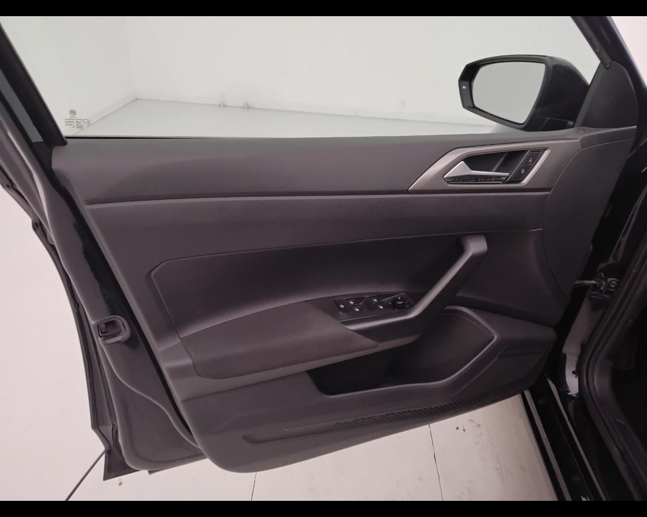 VOLKSWAGEN Polo VI 2017 - Polo 5p 1.0 evo Comfortline 80cv