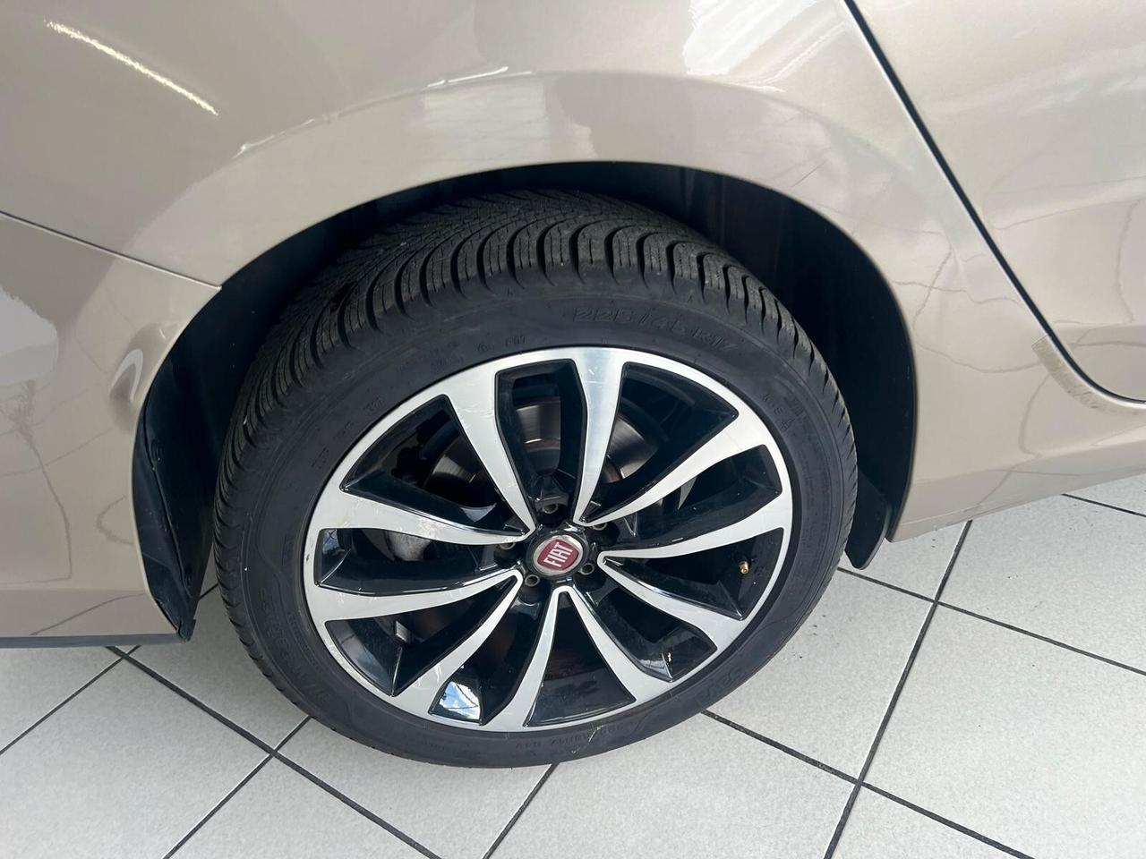 Fiat Tipo 1.4 T-Jet 120CV GPL SW Lounge