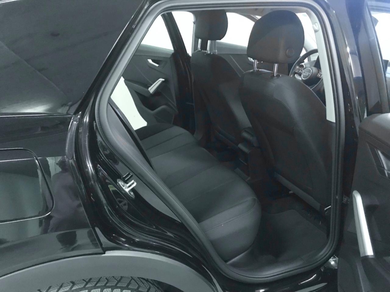 Audi Q2 30 TFSI Business
